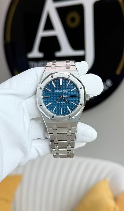 Audemars Piguet Royal Oak Selfwinding 41mm Blue Dial 15400ST.OO.1220ST.03