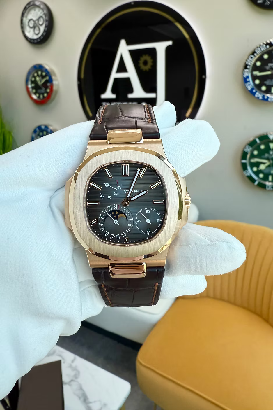 Patek Philippe Nautilus Black Dial Ref #5712R-001