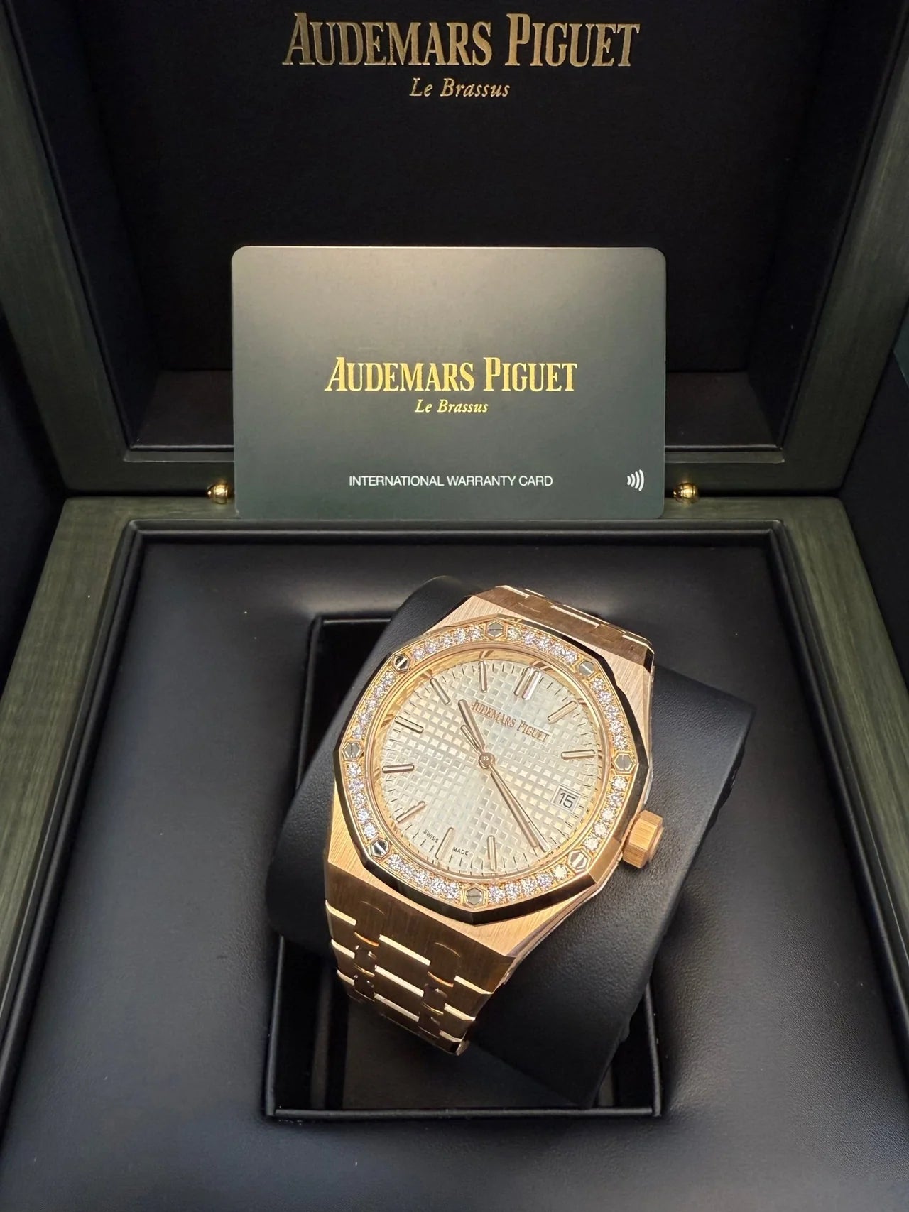 Audemars Piguet Royal Oak Selfwinding "50th Anniversary" 15551OR.ZZ.1356OR.01