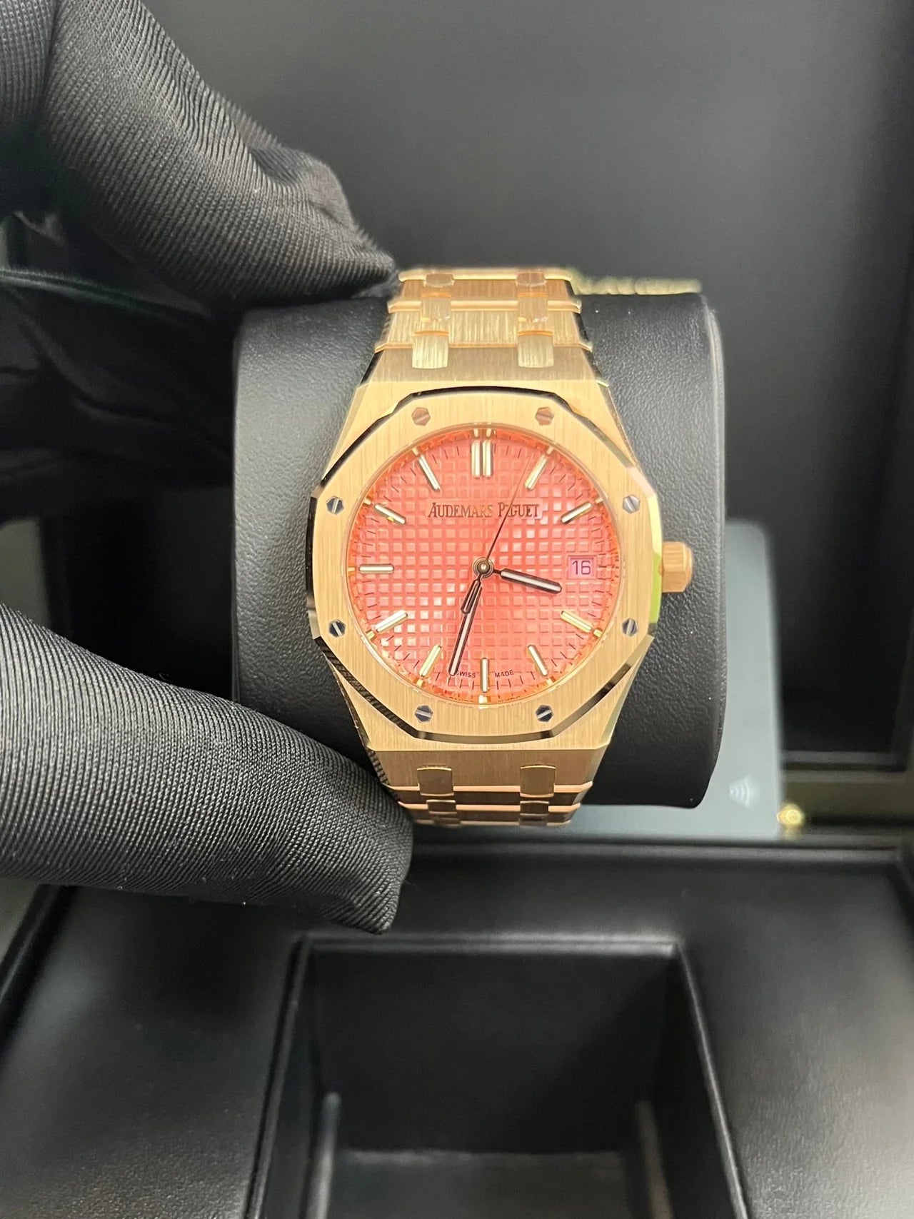 Audemars Piguet Royal Oak Selfwinding Rose Gold Pink Dial 34mm Royal Oak Selfwinding Ref. 77450OR.OO.1361OR.01