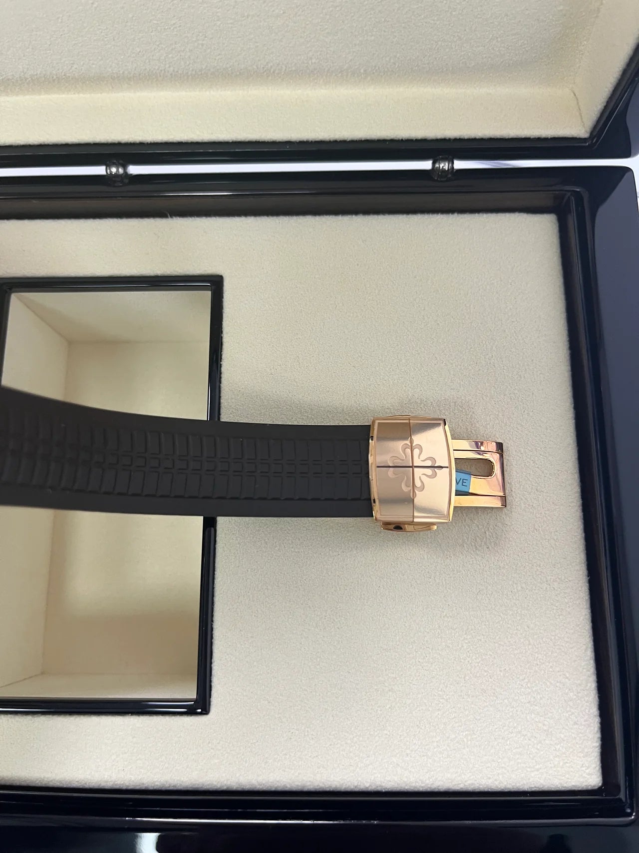 Patek Philippe Aquanaut Time Travel/ Rose Gold Chocolate Dial (Ref#5164R/001)