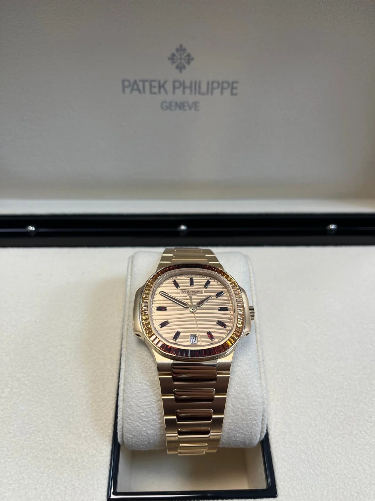Patek Philippe Nautilus Automatic Rose Gold Baguette Cognac Bezel 7118/1300R