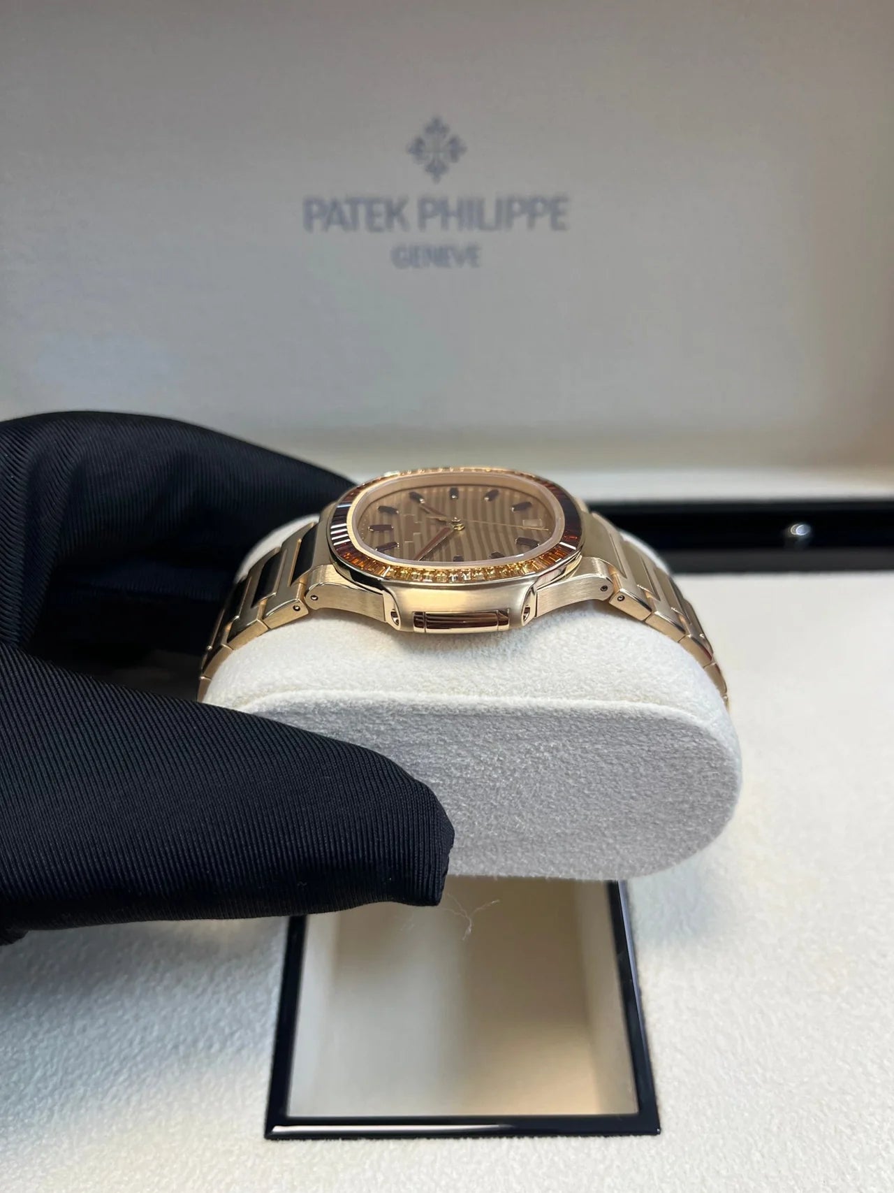Patek Philippe Nautilus Automatic Rose Gold Baguette Cognac Bezel 7118/1300R