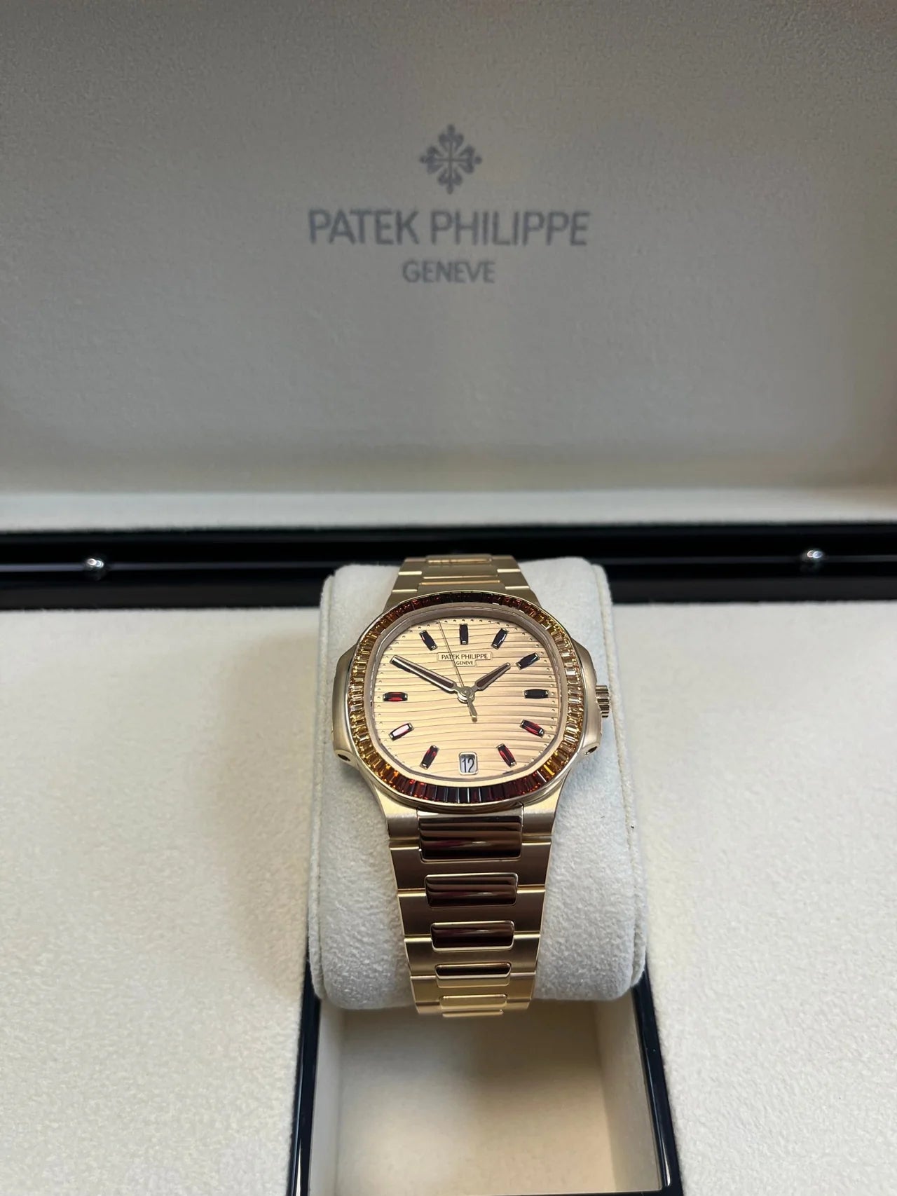 Patek Philippe Nautilus Automatic Rose Gold Baguette Cognac Bezel 7118/1300R