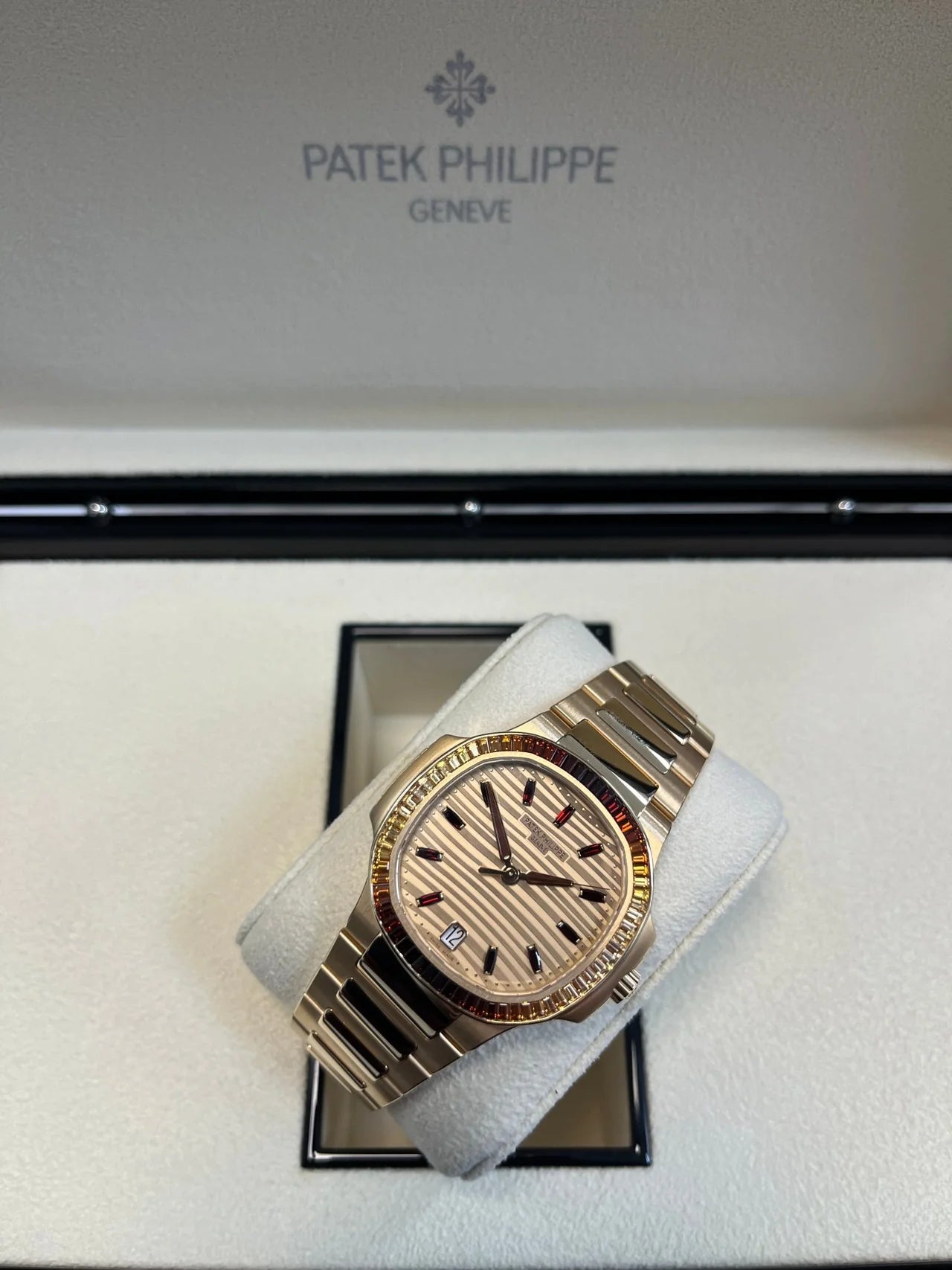 Patek Philippe Nautilus Automatic Rose Gold Baguette Cognac Bezel 7118/1300R