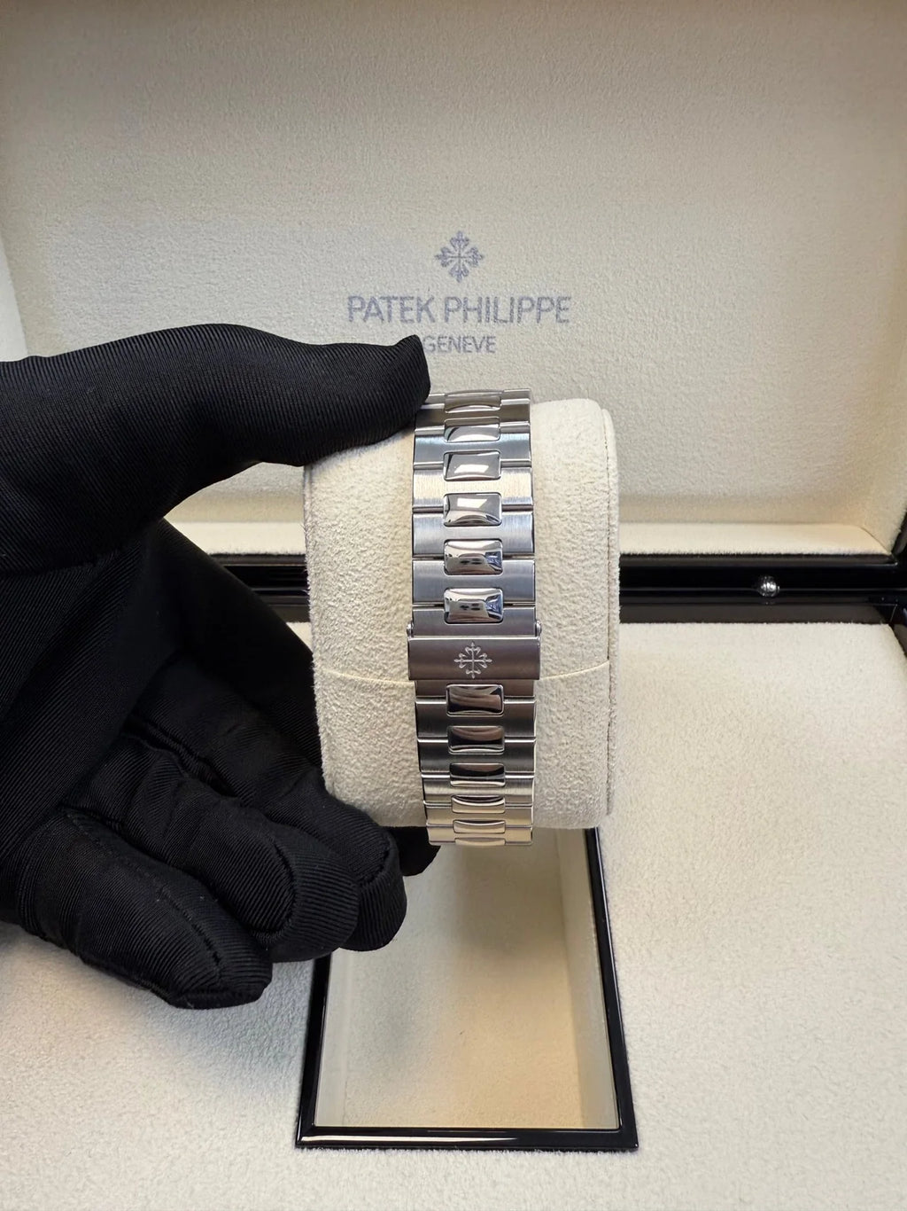 Patek Philippe Nautilus Chronograph White Dial 5980/1A-019