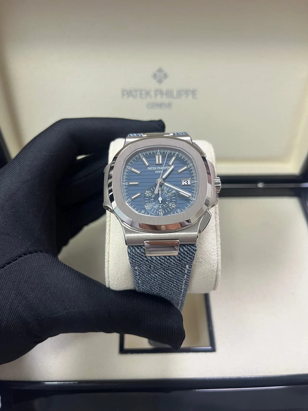 Patek Philippe Nautilus Flyback Chronograph White Gold Blue - Gray Dial 5980/60G
