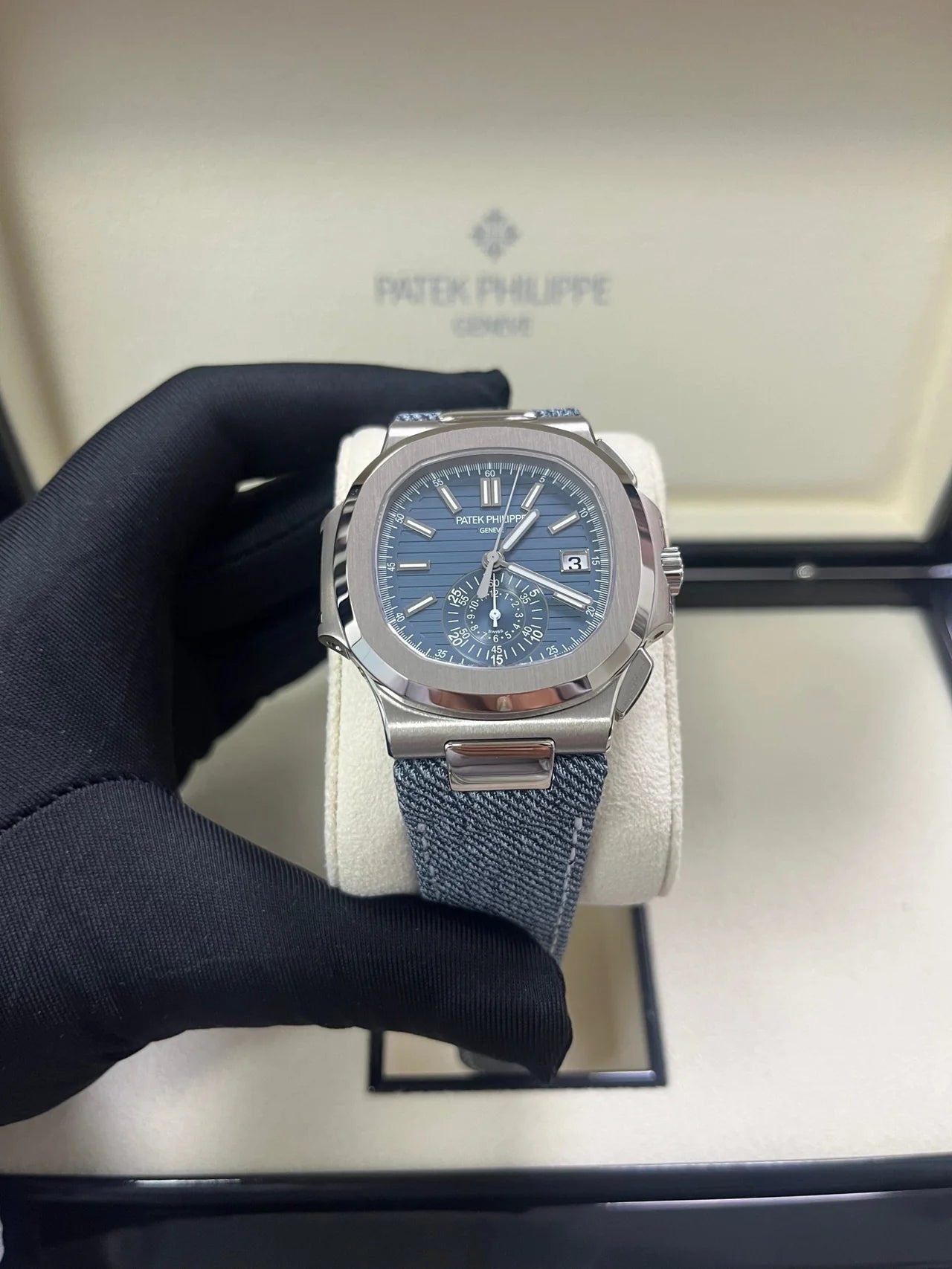 Patek Philippe Nautilus Flyback Chronograph White Gold Blue - Gray Dial 5980/60G