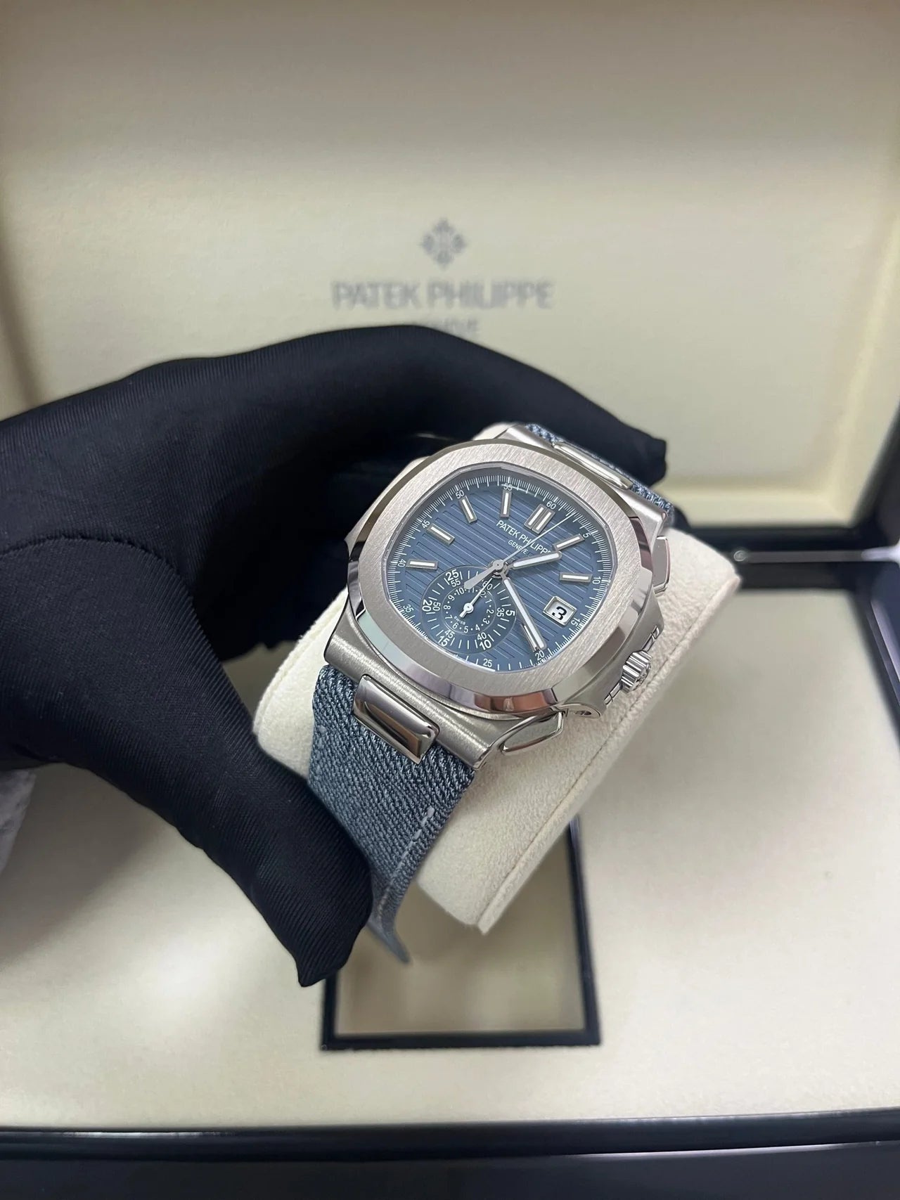 Patek Philippe Nautilus Flyback Chronograph White Gold Blue - Gray Dial 5980/60G