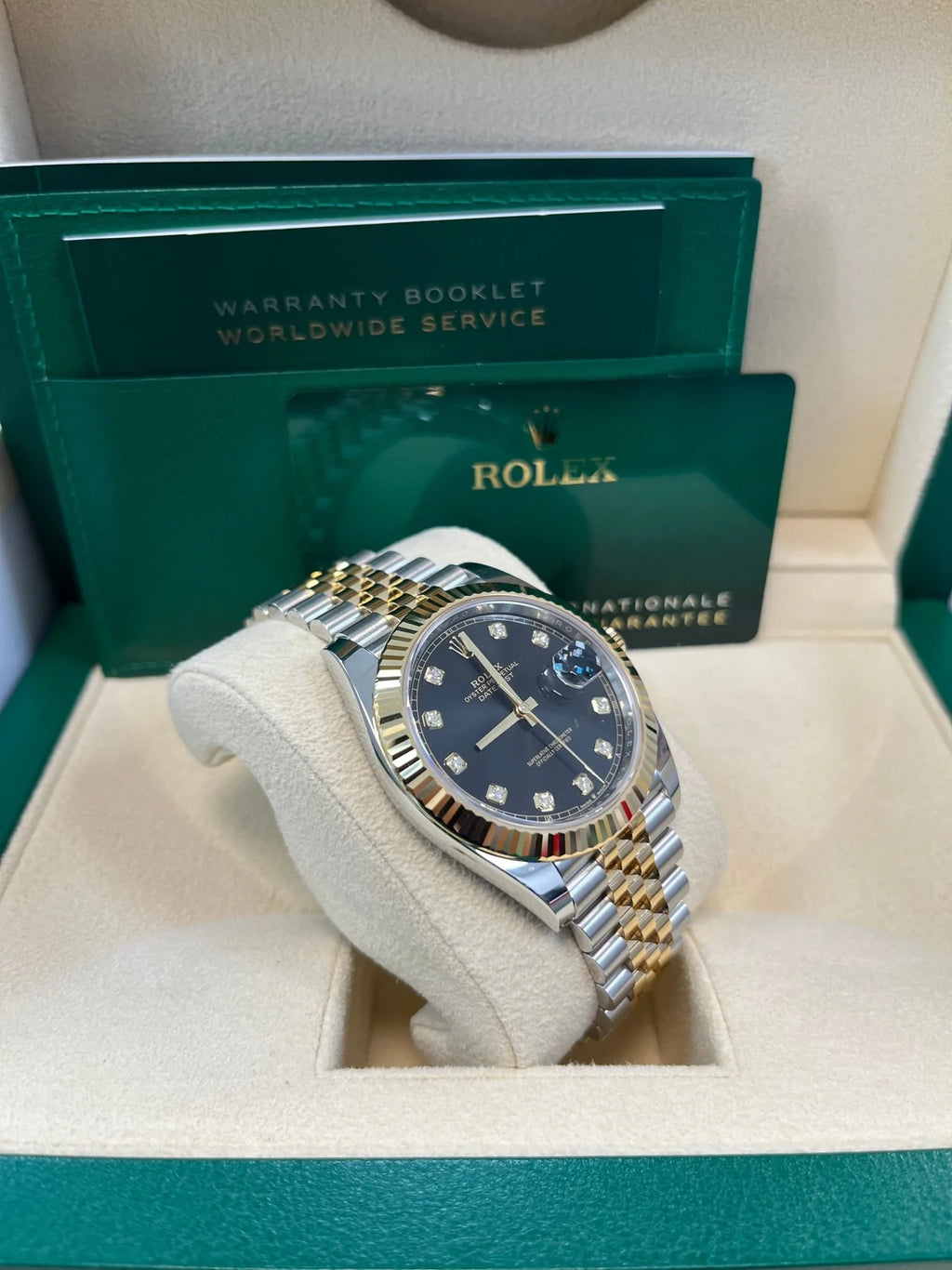 Rolex Datejust 41 Steel and Yellow Gold Black Diamond Jubilee 126333