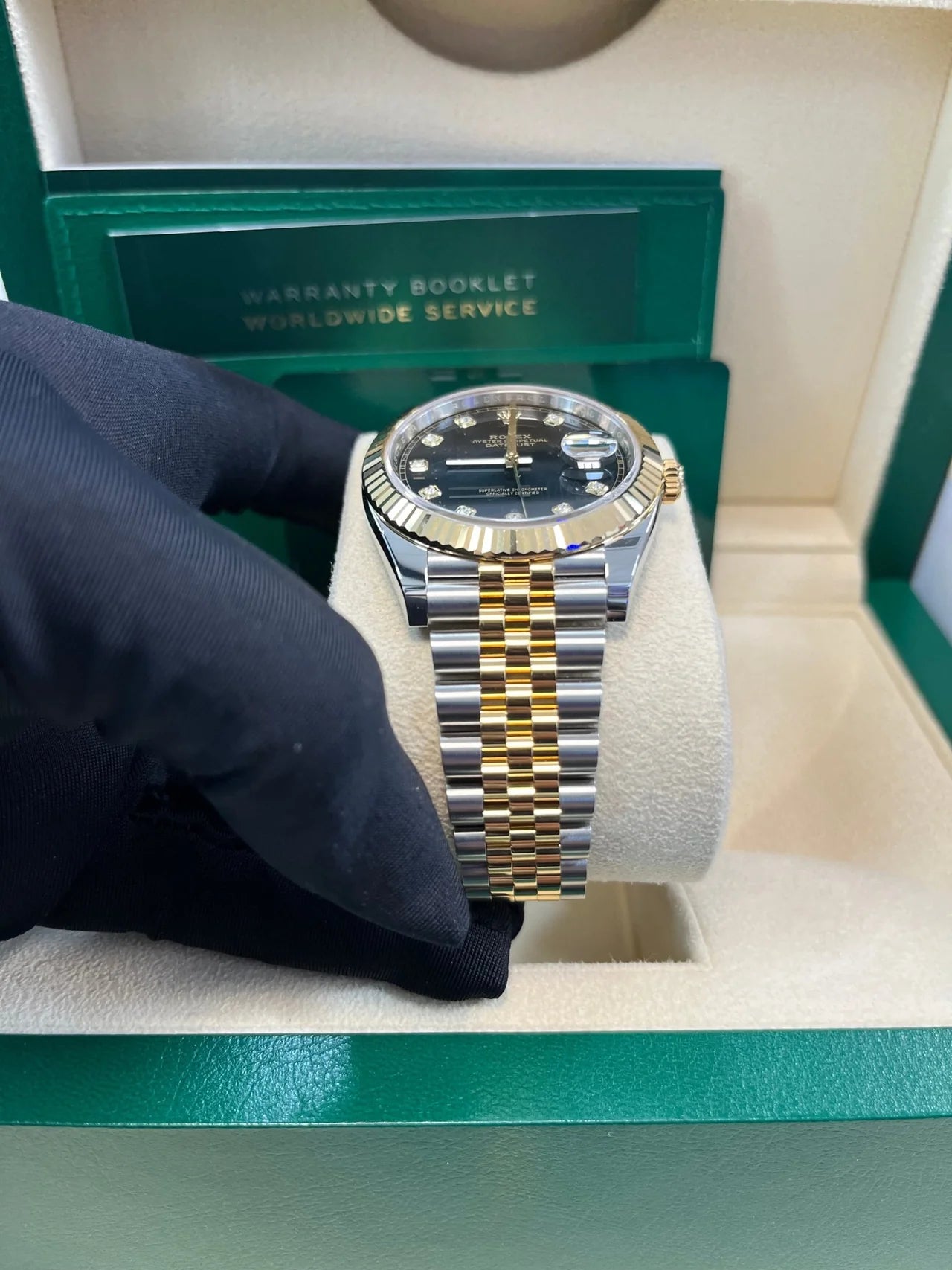 Rolex Datejust 41 Steel and Yellow Gold Black Diamond Jubilee 126333