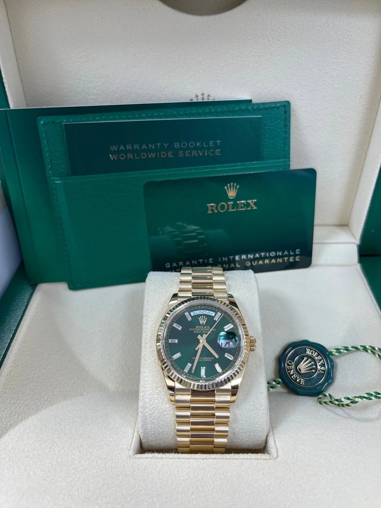 Rolex Day-Date 36 36mm NEW RELEASE 2024 Day-Date 36 GREEN BAGUETTE DIAL 128238