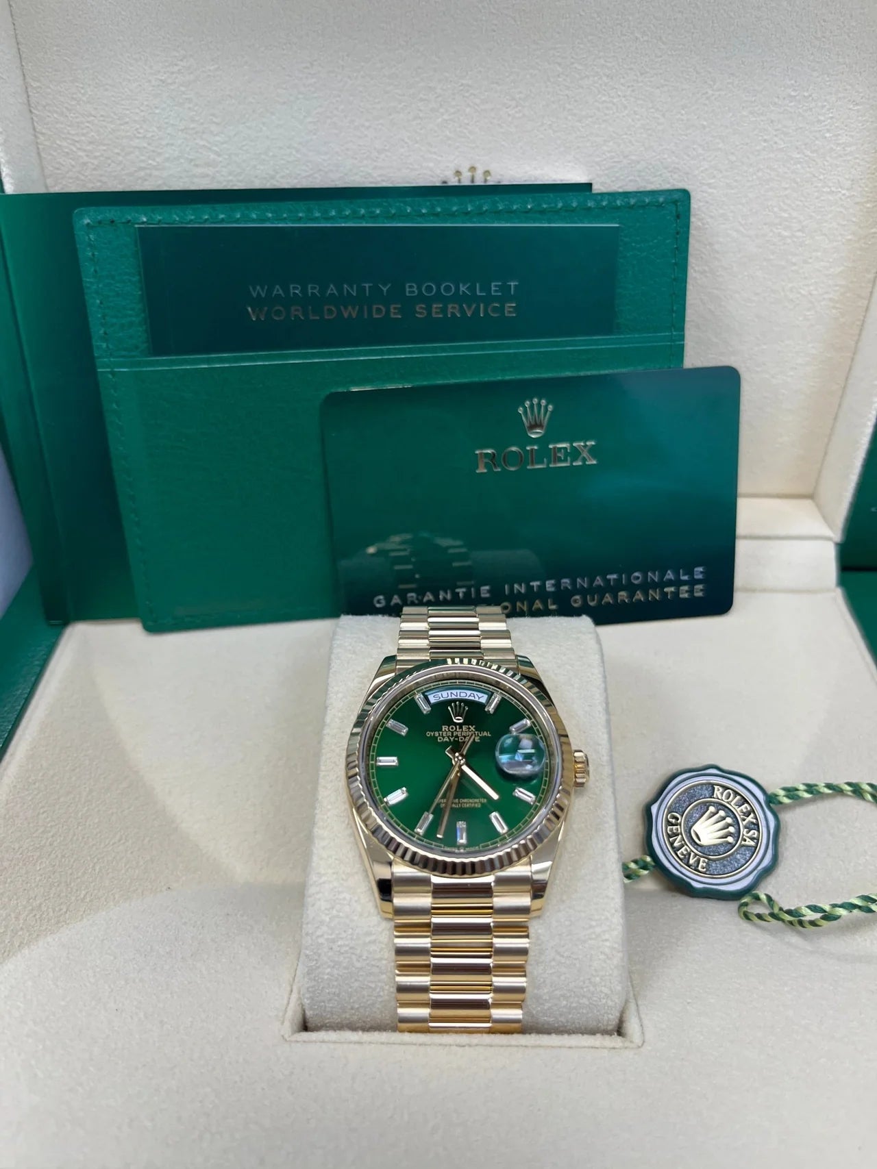 Rolex Day-Date 36 36mm NEW RELEASE 2024 Day-Date 36 GREEN BAGUETTE DIAL 128238