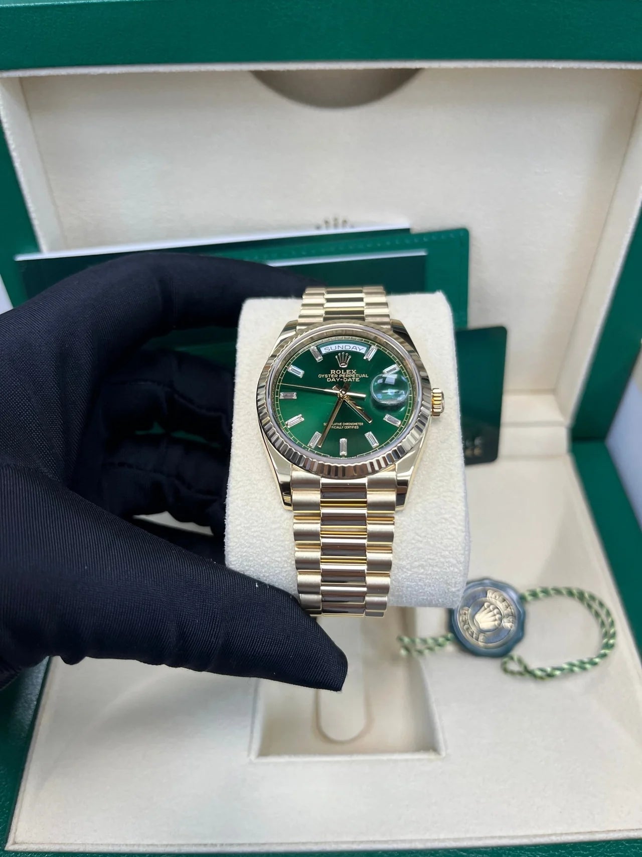 Rolex Day-Date 36 36mm NEW RELEASE 2024 Day-Date 36 GREEN BAGUETTE DIAL 128238