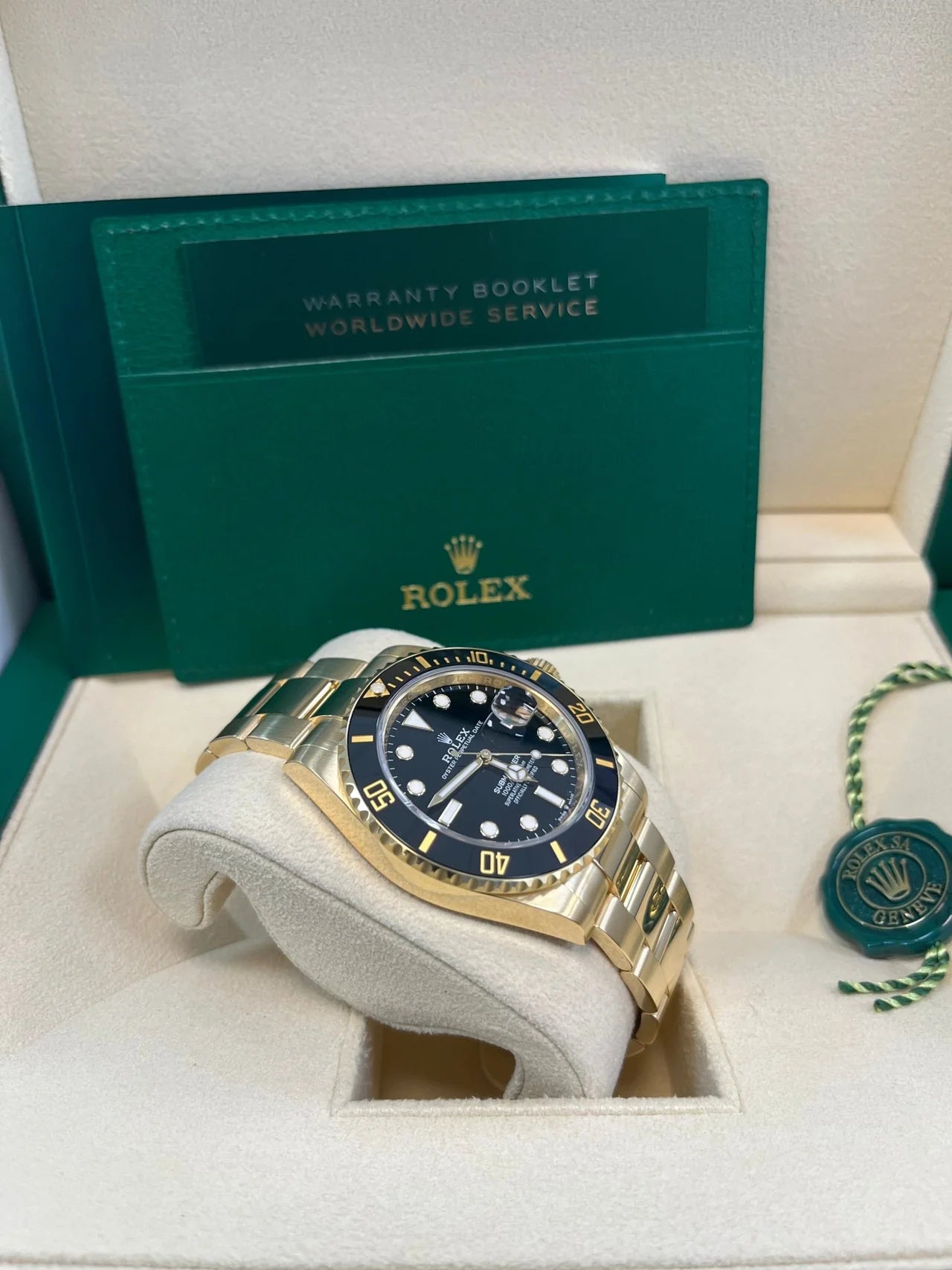 Rolex Submariner Date Certified Yellow Gold Black Dial 116618ln