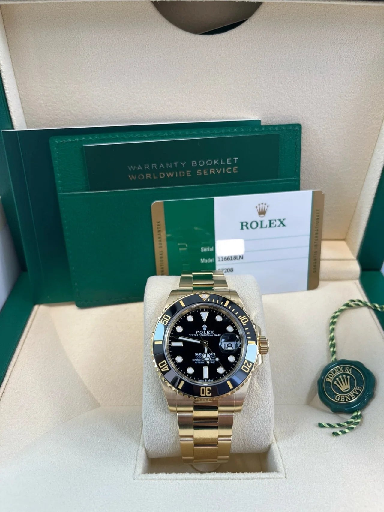 Rolex Submariner Date Certified Yellow Gold Black Dial 116618ln