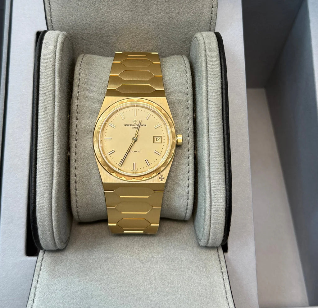 Vacheron Constantin Historiques 222 4200H/222J - B935 37 mm Yellow Gold